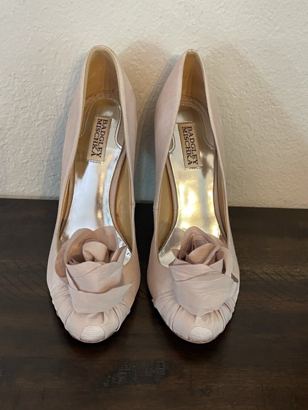 Badgley Mischka Blush Pink D’Orsay Slip-On Pumps Heels Size 9.5M Wedding Prom